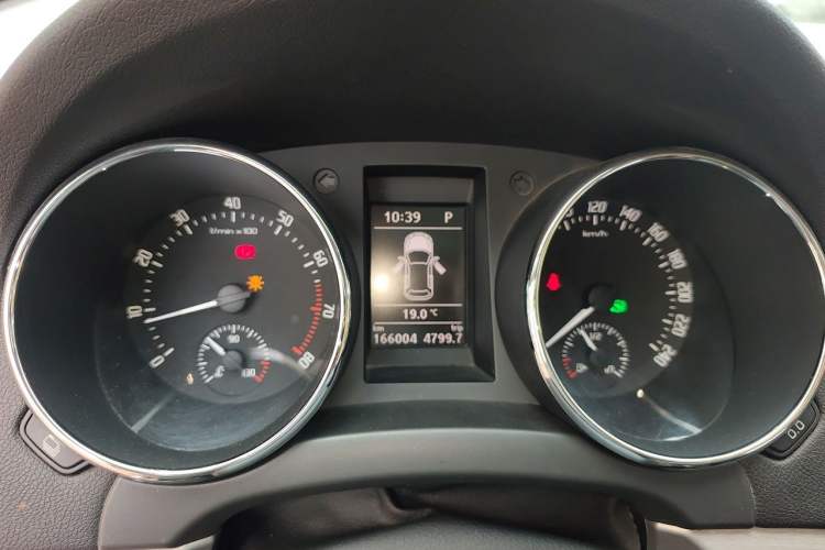 Used Skoda Yeti 2013 1.8T DSG Luxury Edition Instrument Cluster
