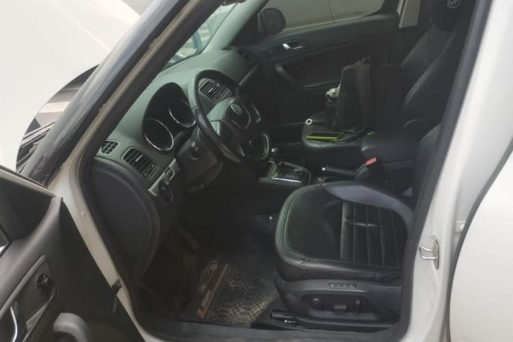 Used Skoda Yeti 2013 1.8T DSG Luxury Edition Left Front Seat