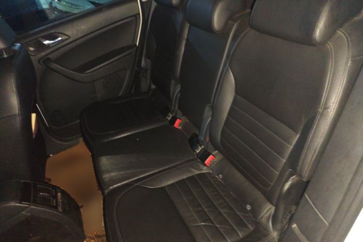 Used Skoda Yeti 2013 1.8T DSG Luxury Edition Left Rear Seat