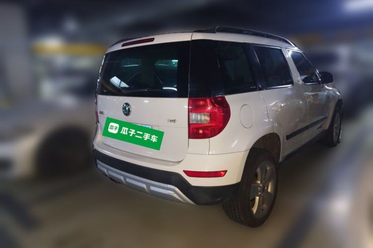 Used Skoda Yeti 2013 1.8T DSG Luxury Edition Rear Right 45 Deg