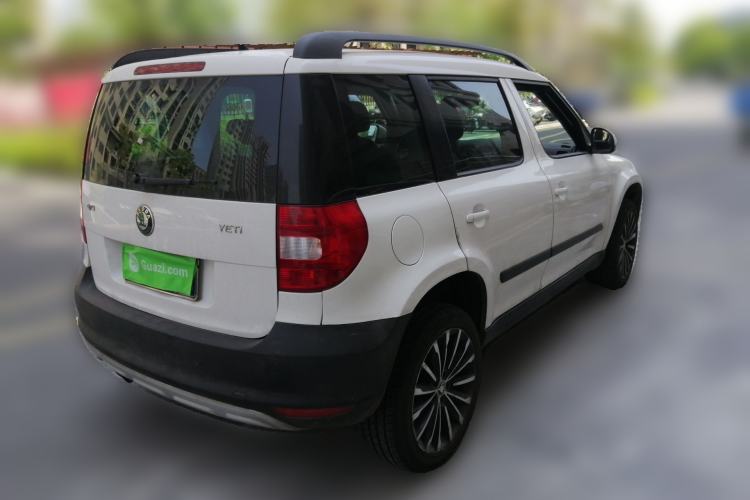 Used Skoda Yeti 2013 1.8T DSG Luxury Edition Rear Right 45 Deg