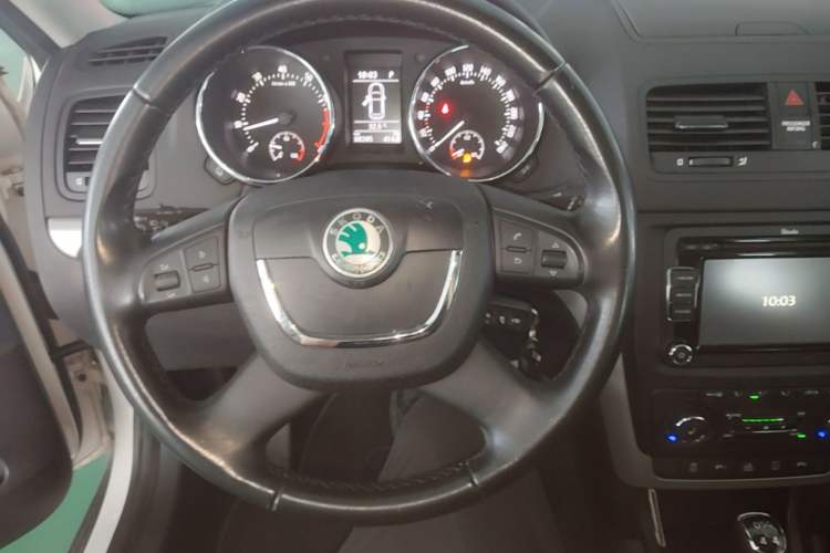 Used Skoda Yeti 2013 1.8T DSG Prestige Edition Steering Wheel