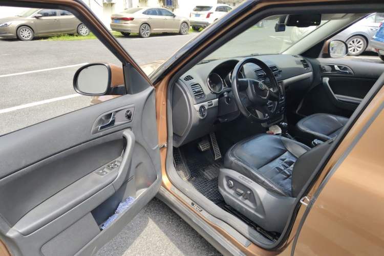 Used Skoda Yeti 2013 1.8T DSG Luxury Edition Driver Seat