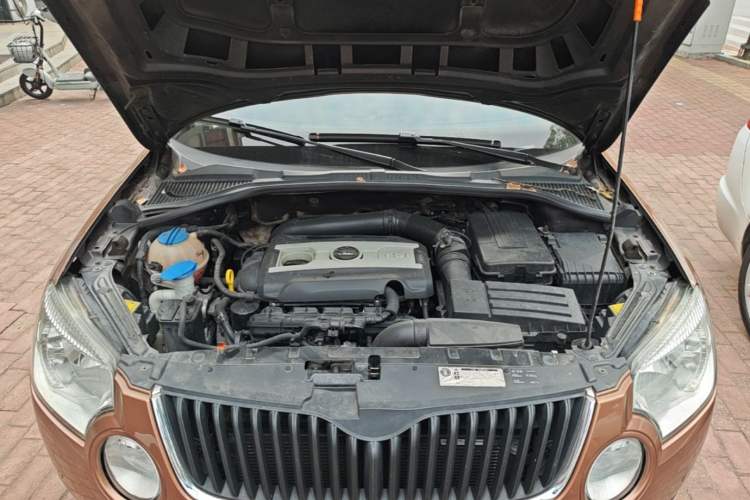 Used Skoda Yeti 2013 1.8T DSG Luxury Edition Engine Bay