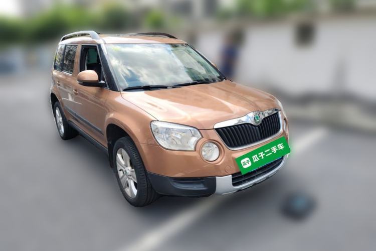 Used Skoda Yeti 2013 1.8T DSG Luxury Edition Front Right 45 Deg
