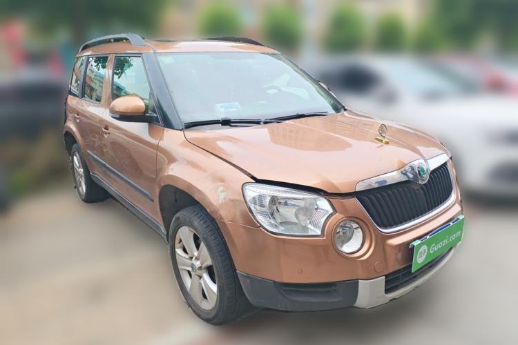 Used Skoda Yeti 2013 1.8T DSG Luxury Edition Front Right 45 Deg