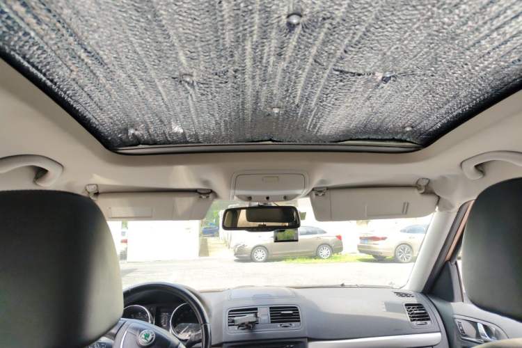 Used Skoda Yeti 2013 1.8T DSG Luxury Edition Headliner