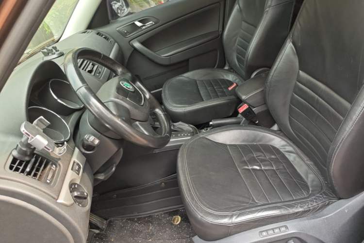 Used Skoda Yeti 2013 1.8T DSG Luxury Edition Left Front Seat