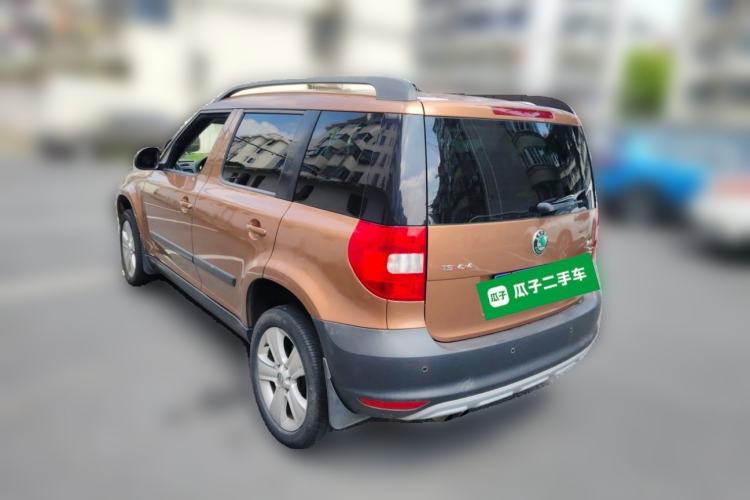 Used Skoda Yeti 2013 1.8T DSG Luxury Edition Rear Left 45 Deg