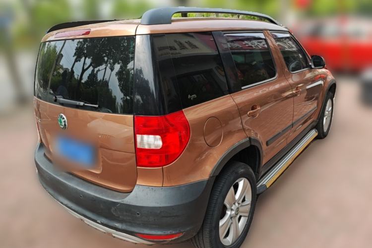 Used Skoda Yeti 2013 1.8T DSG Luxury Edition Rear Right 45 Deg