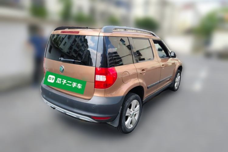 Used Skoda Yeti 2013 1.8T DSG Luxury Edition Rear Right 45 Deg