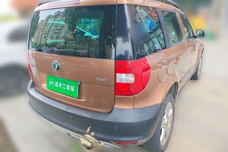 Used Skoda Yeti 2013 1.8T DSG Luxury Edition Rear Right 45 Deg