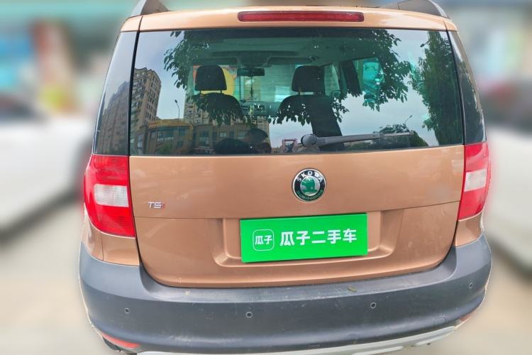 Used Skoda Yeti 2013 1.8T DSG Luxury Edition Rear