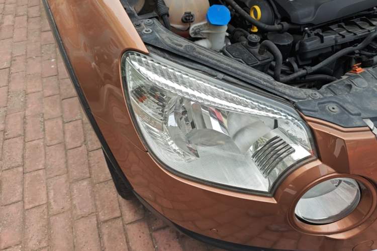Used Skoda Yeti 2013 1.8T DSG Luxury Edition Right Front Headlight