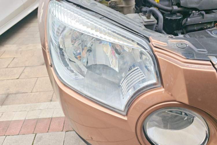 Used Skoda Yeti 2013 1.8T DSG Luxury Edition Right Front Headlight