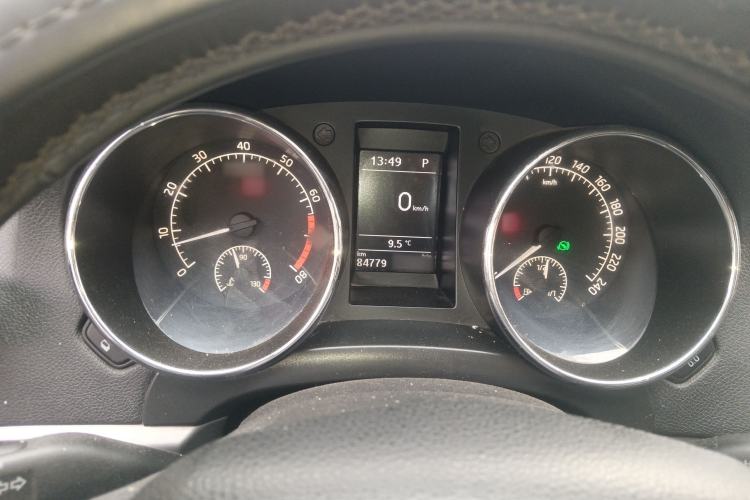 Used Skoda Yeti 2014 1.4 TSI DSG Polar Edition Instrument Cluster