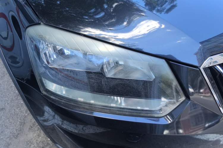 Used Skoda Yeti 2014 1.8TSI DSG Polar Edition Right Front Headlight