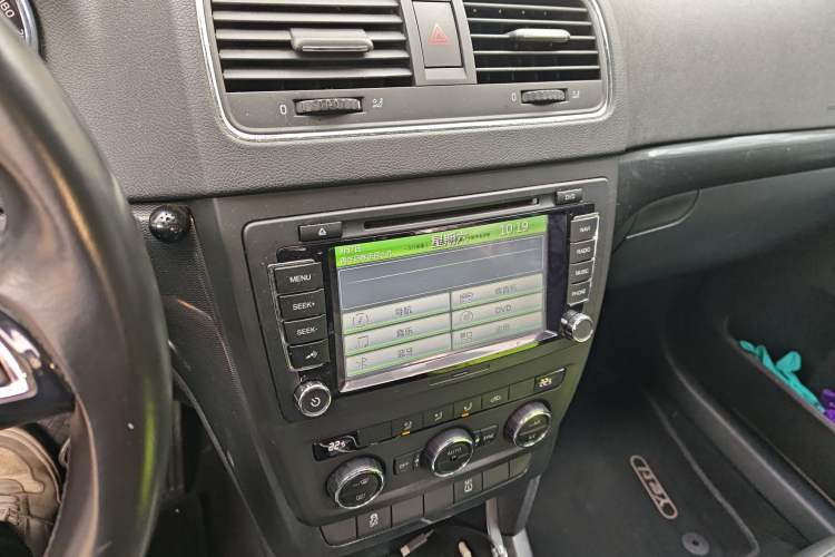 Used Skoda Yeti 2014 1.4 TSI DSG Phantom Edition Audio And AC Panel