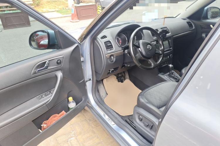 Used Skoda Yeti 2014 1.8TSI DSG All-Wheel Drive Edition Driver Seat