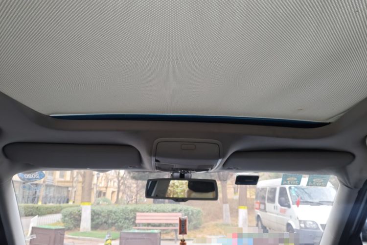 Used Skoda Yeti 2014 1.8TSI DSG All-Wheel Drive Edition Headliner