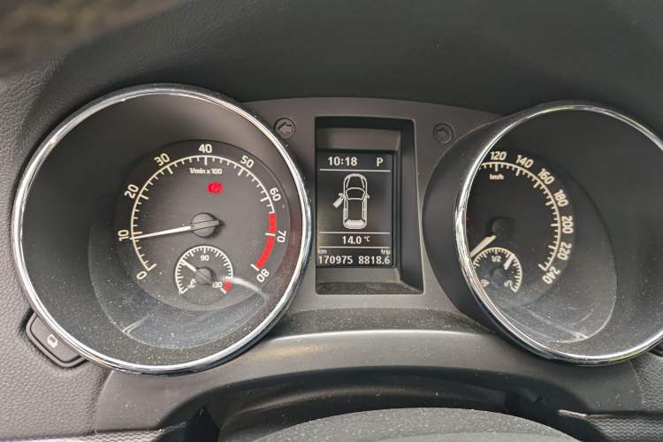 Used Skoda Yeti 2014 1.4 TSI DSG Phantom Edition Instrument Cluster