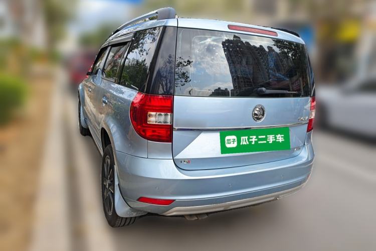 Used Skoda Yeti 2014 1.4 TSI DSG Phantom Edition Rear Left 45 Deg