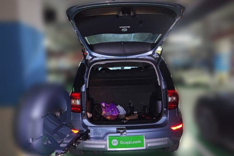 Used Skoda Yeti 2014 1.4TSI DSG Vibrant Edition Trunk