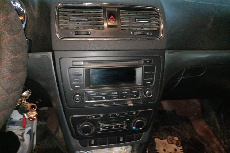 Used Skoda Yeti 2014 1.4 TSI DSG Polar Edition Audio And AC Panel