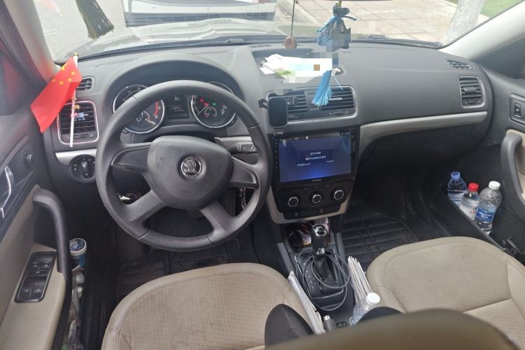 Used Skoda Yeti 2014 1.4TSI DSG Explorer Edition Center Console