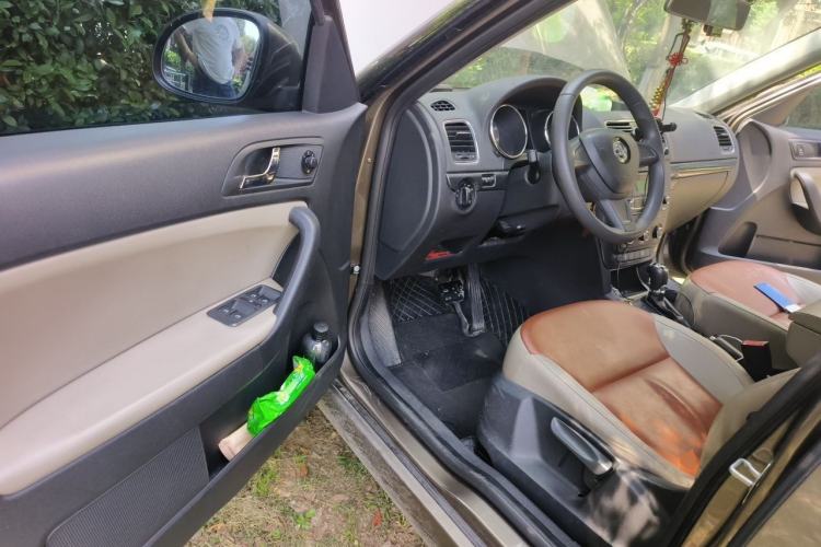 Used Skoda Yeti 2014 1.4TSI DSG Vibrant Edition Driver Seat