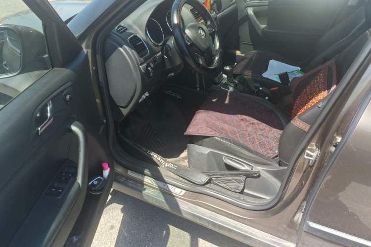 Used Skoda Yeti 2014 1.4 TSI DSG Polar Edition Driver Seat