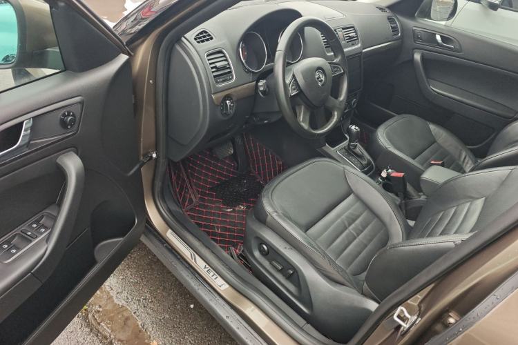 Used Skoda Yeti 2014 1.8TSI DSG All-Wheel Drive Edition Driver Seat