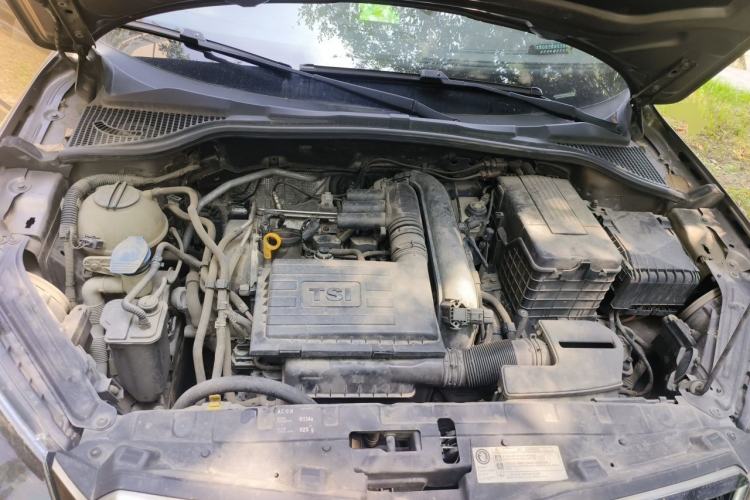 Used Skoda Yeti 2014 1.4TSI DSG Vibrant Edition Engine Bay