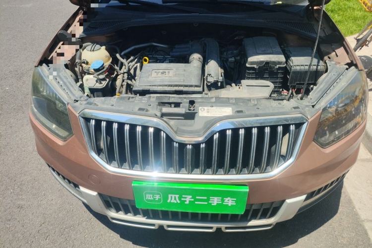 Used Skoda Yeti 2014 1.4 TSI DSG Polar Edition Engine Bay