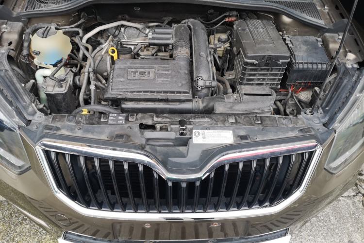 Used Skoda Yeti 2014 1.4TSI DSG Vibrant Edition Engine Bay