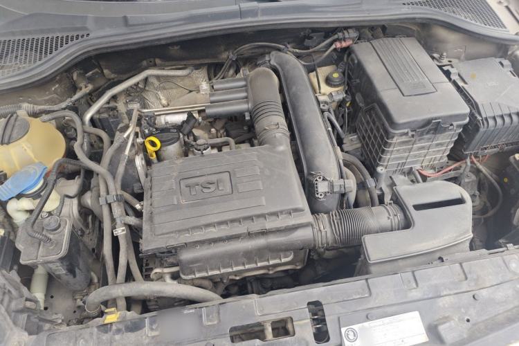 Used Skoda Yeti 2014 1.4TSI DSG Explorer Edition Engine Bay