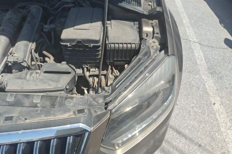 Used Skoda Yeti 2014 1.4 TSI DSG Polar Edition Engine Bay Left