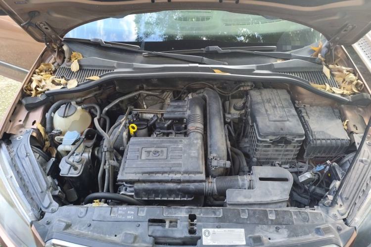 Used Skoda Yeti 2014 1.4 TSI DSG Polar Edition Engine Bay