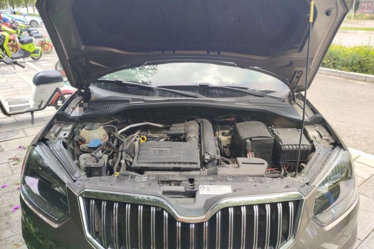 Used Skoda Yeti 2014 1.4TSI Manual Polar Edition Engine Bay