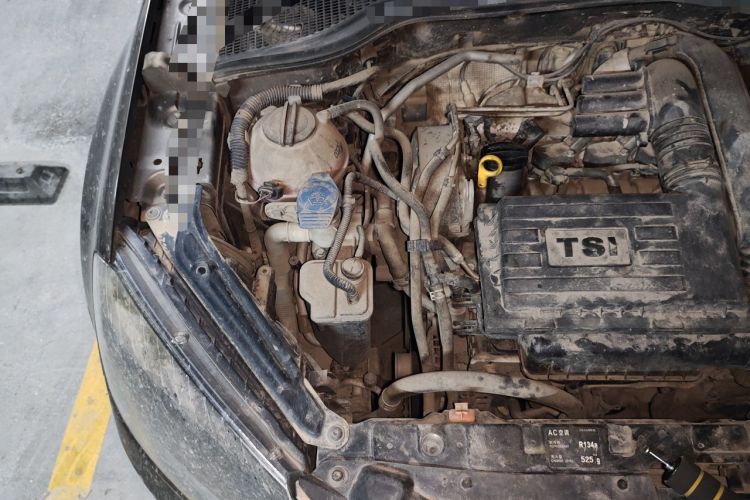 Used Skoda Yeti 2014 1.4TSI DSG Vibrant Edition Engine Bay Right
