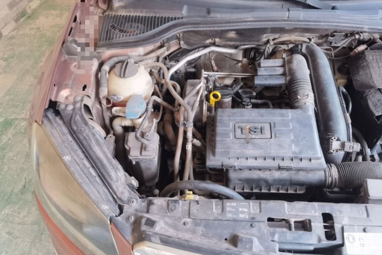 Used Skoda Yeti 2014 1.4TSI Manual Polar Edition Engine Bay Right
