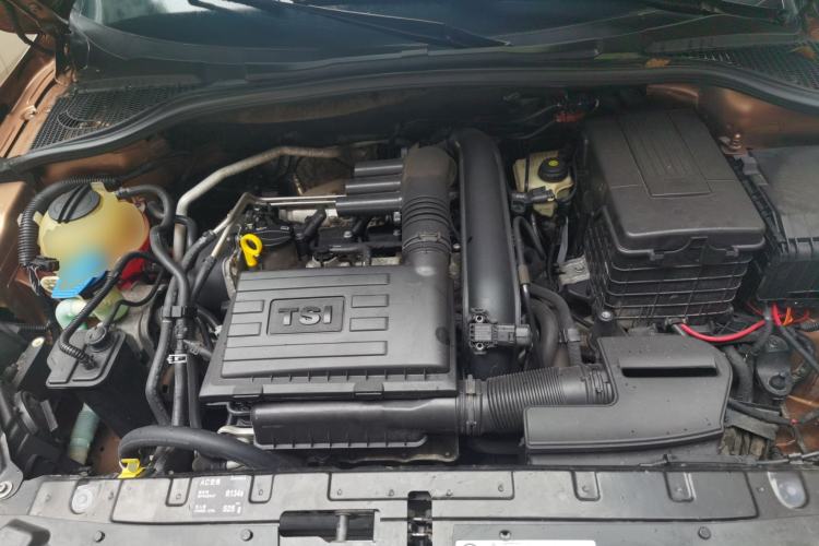 Used Skoda Yeti 2014 1.4TSI DSG Explorer Edition Engine Bay