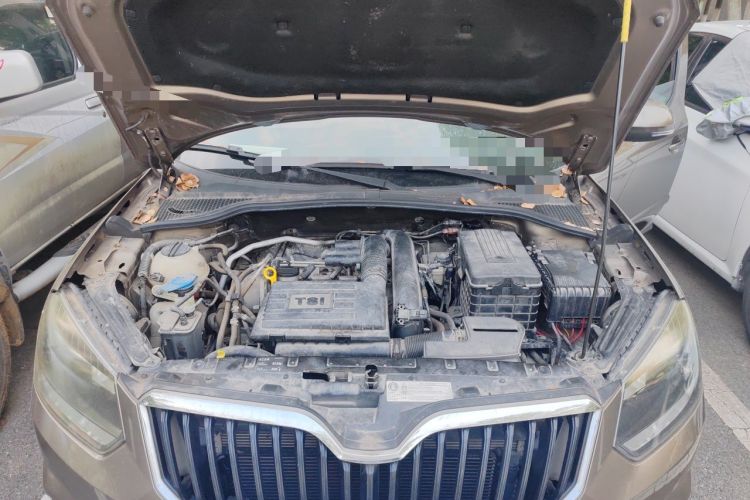 Used Skoda Yeti 2014 1.4TSI DSG Vibrant Edition Engine Bay