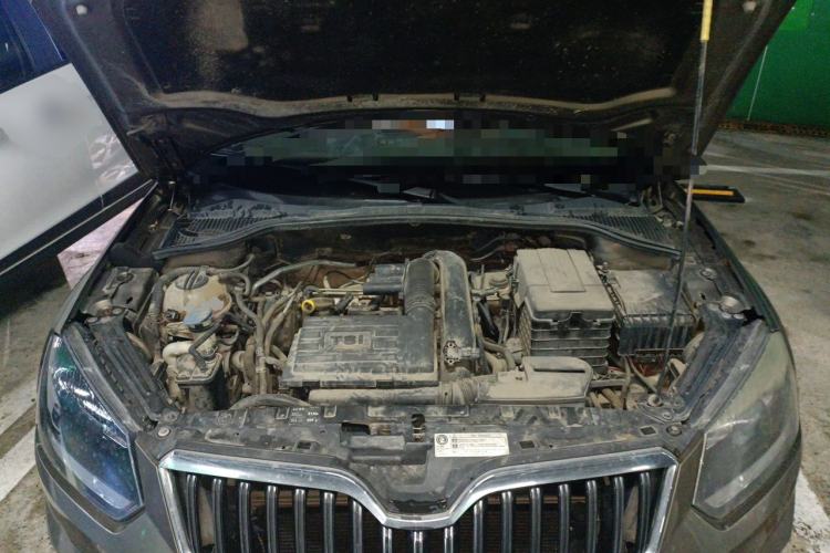 Used Skoda Yeti 2014 1.4 TSI DSG Polar Edition Engine Bay
