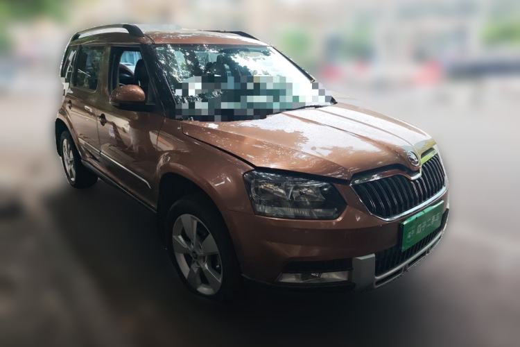 Used Skoda Yeti 2014 1.4TSI Manual Polar Edition Front Right 45 Deg