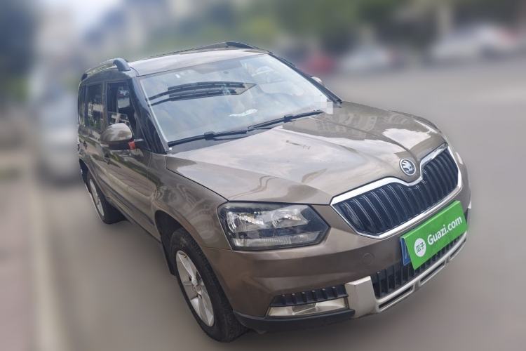 Used Skoda Yeti 2014 1.4TSI DSG Explorer Edition Front Right 45 Deg