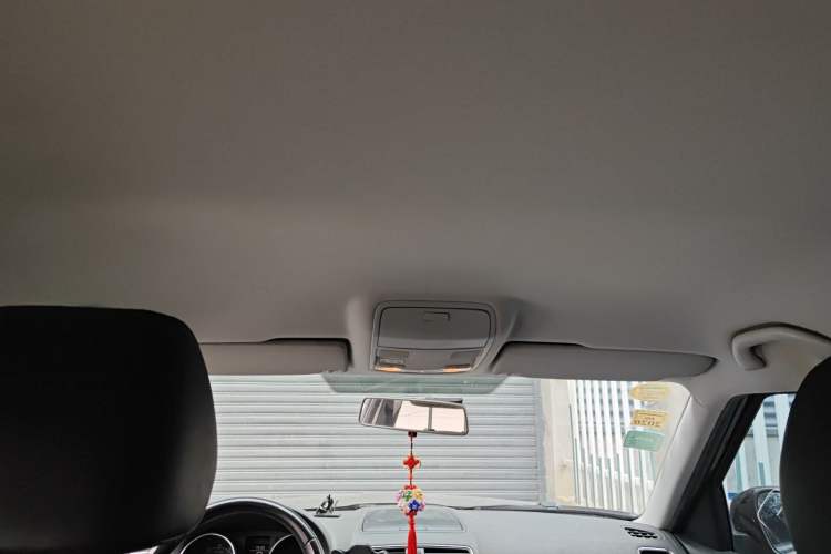 Used Skoda Yeti 2014 1.4TSI Manual Polar Edition Headliner