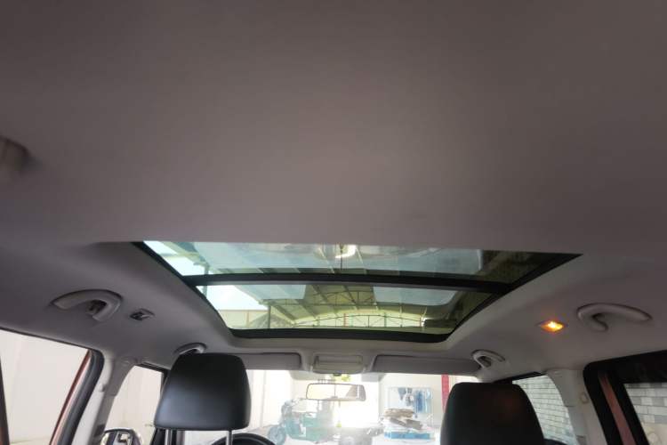 Used Skoda Yeti 2014 1.4TSI Manual Polar Edition Headliner