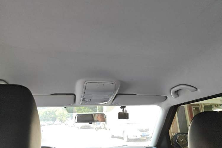 Used Skoda Yeti 2014 1.8TSI DSG Polar Edition Headliner