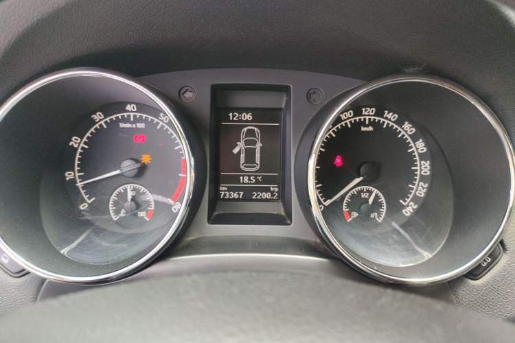 Used Skoda Yeti 2014 1.4TSI Manual Polar Edition Instrument Cluster